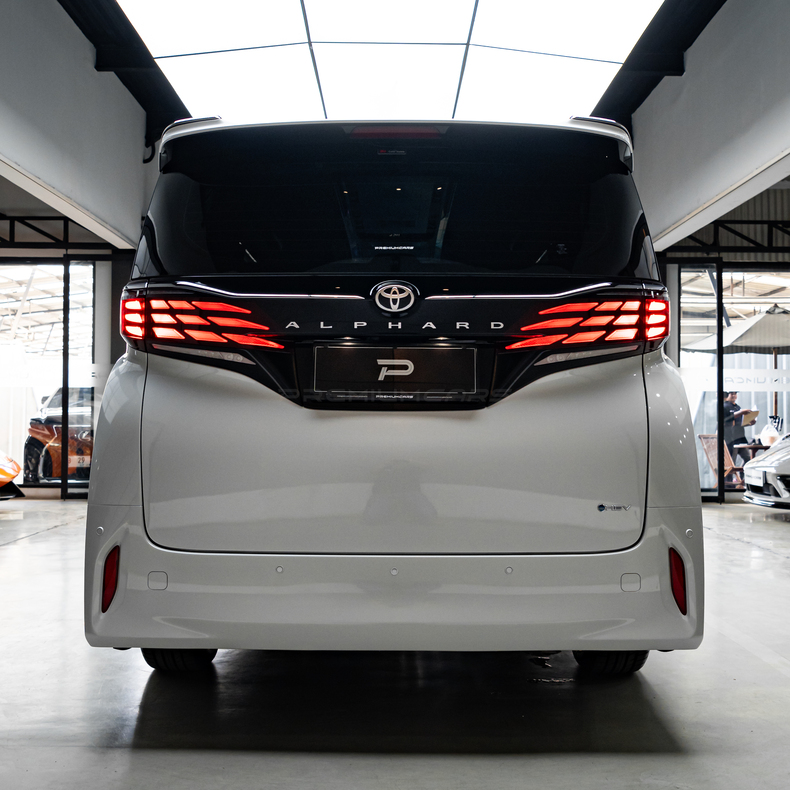 Toyota Alphard Hybrid ATPM