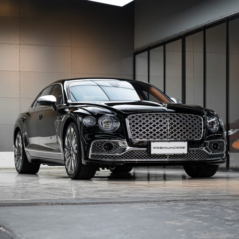 Bentley Flying Spur Mulliner Hybrid 3.0 CBU