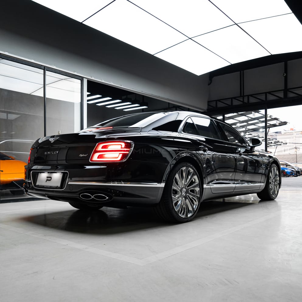 Bentley Flying Spur Mulliner Hybrid 3.0 CBU