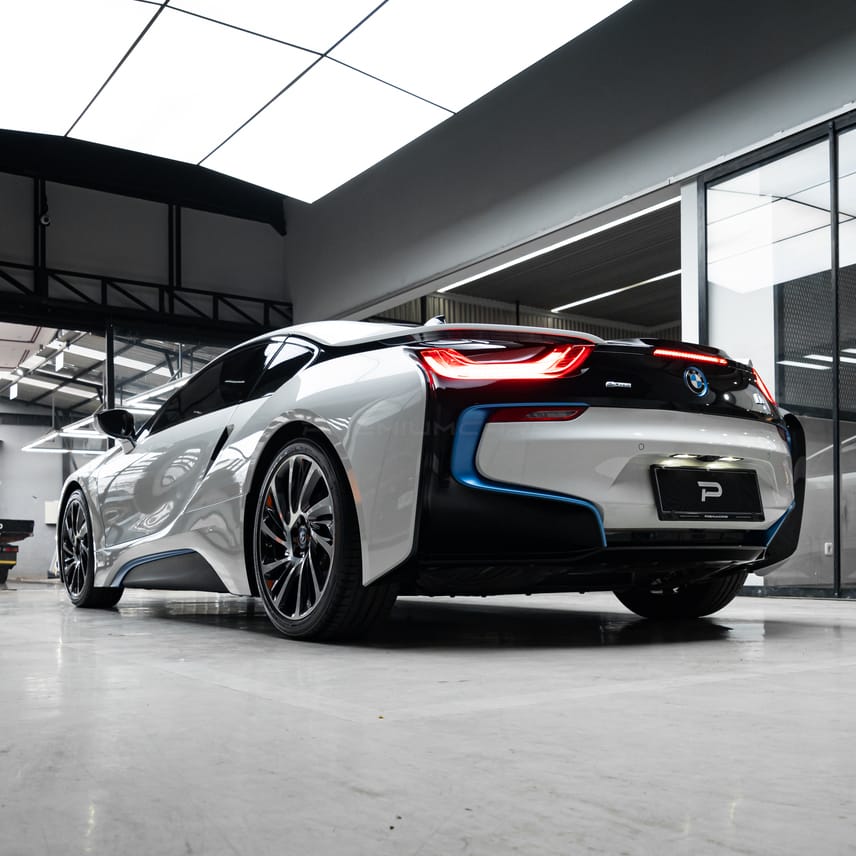 BMW i8 eDrive Hybrid CBU