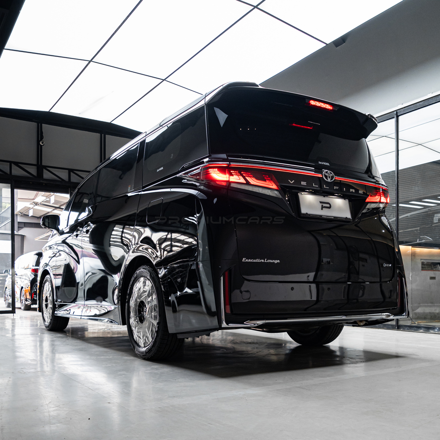 Toyota Vellfire Hybrid Executive Lounge 2.5L ATPM