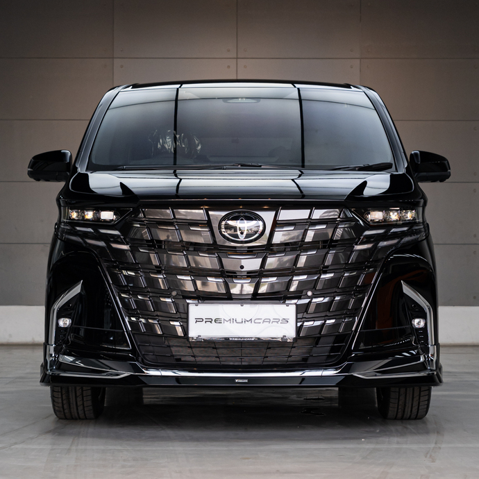 Toyota Alphard Hybrid Modelista