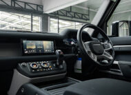 Land Rover Defender 110 SE 2.0 P300
