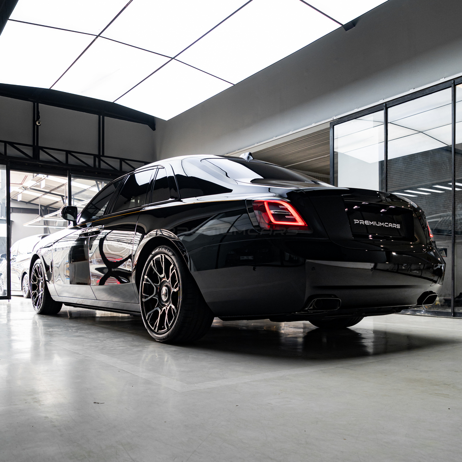 Rolls-Royce Ghost Black Badge CBU