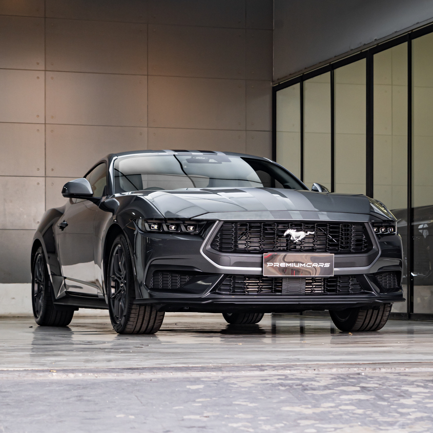 Ford Mustang 2.3 Ecoboost Fastback Coupe