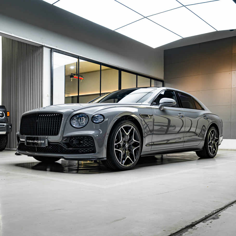 Bentley Flying Spur Hybrid KAHN