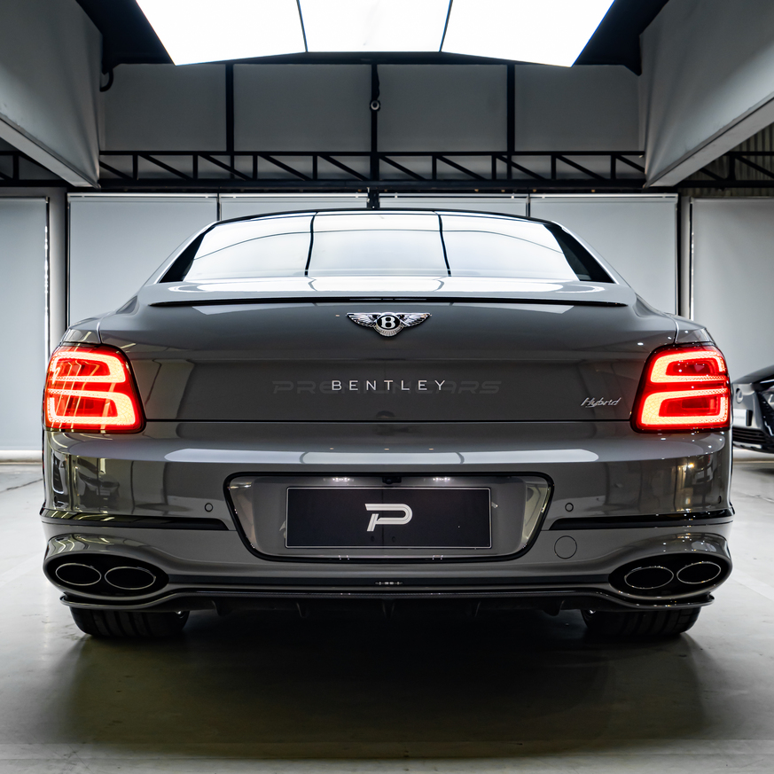 Bentley Flying Spur Hybrid KAHN