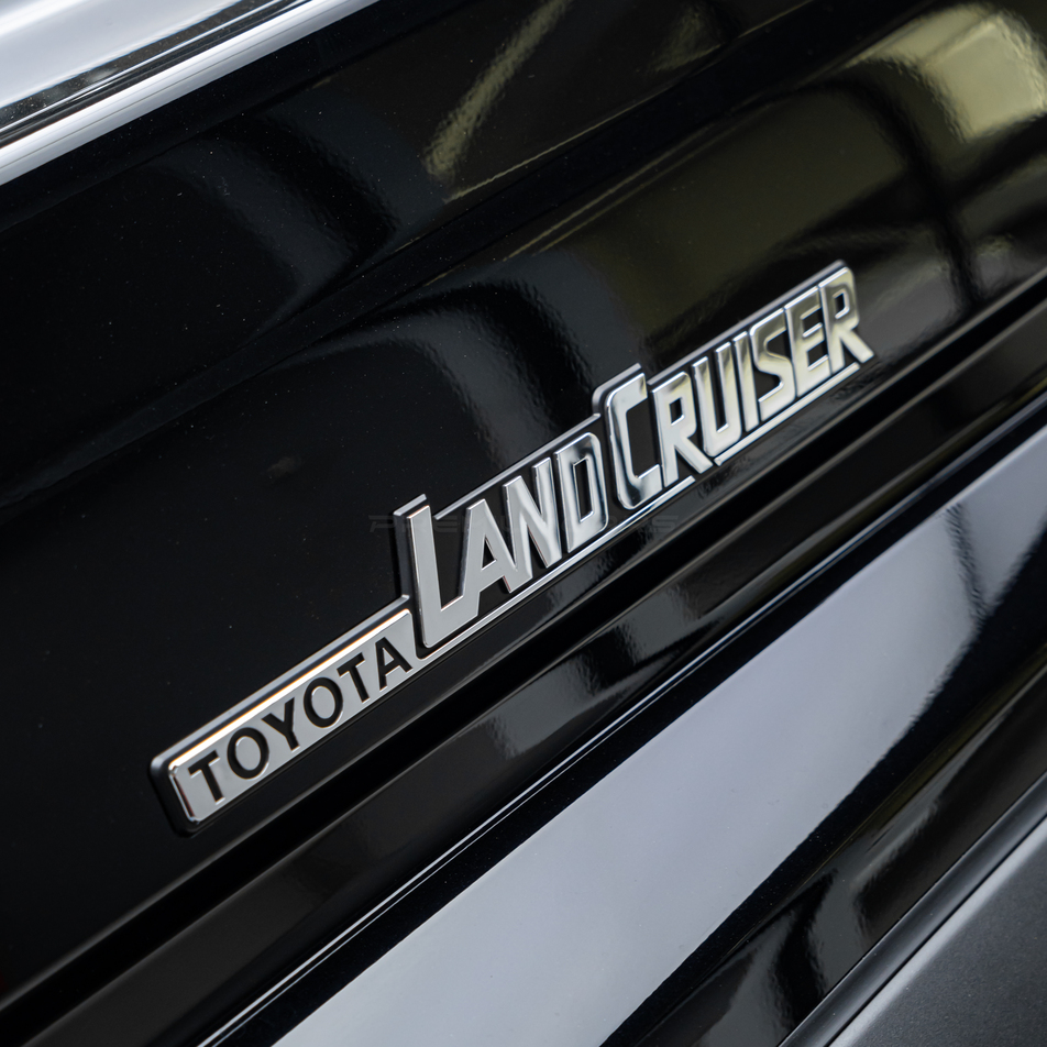 Toyota Land Cruiser 70 LX 2.8L AT Diesel