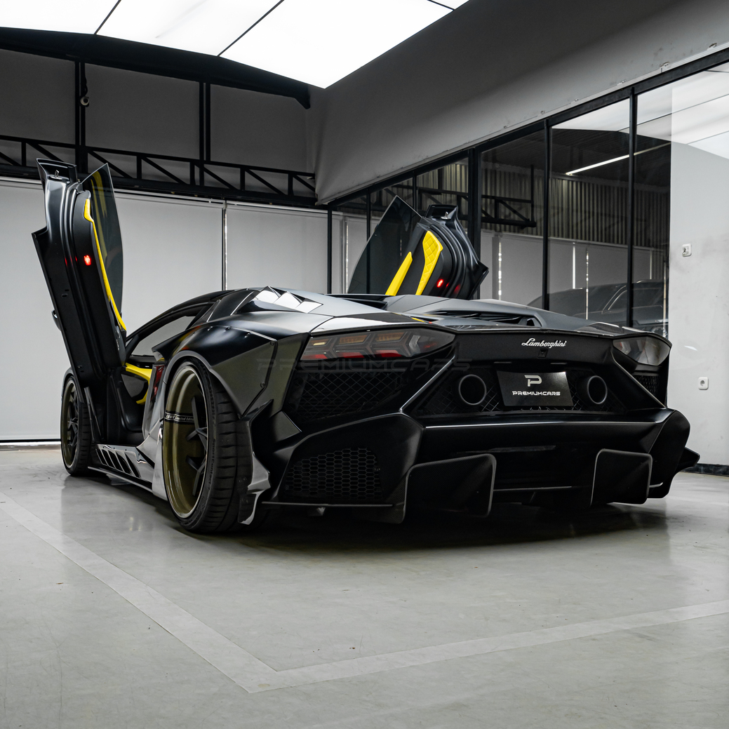 Lamborghini Aventador LP720-4 Roadster 50 Anniversario Liberty Walk