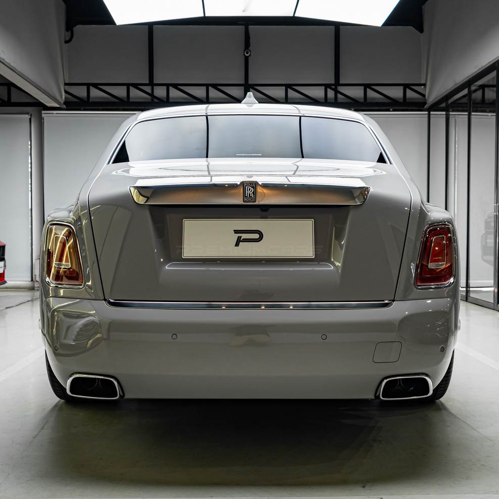 Rolls-Royce Phantom 6.7L CBU