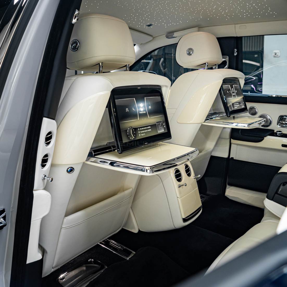 Rolls-Royce Phantom 6.7L CBU