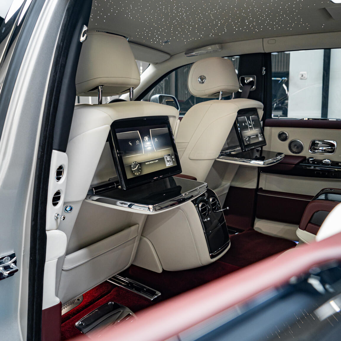 Rolls-Royce Phantom VIII 6.7L CBU