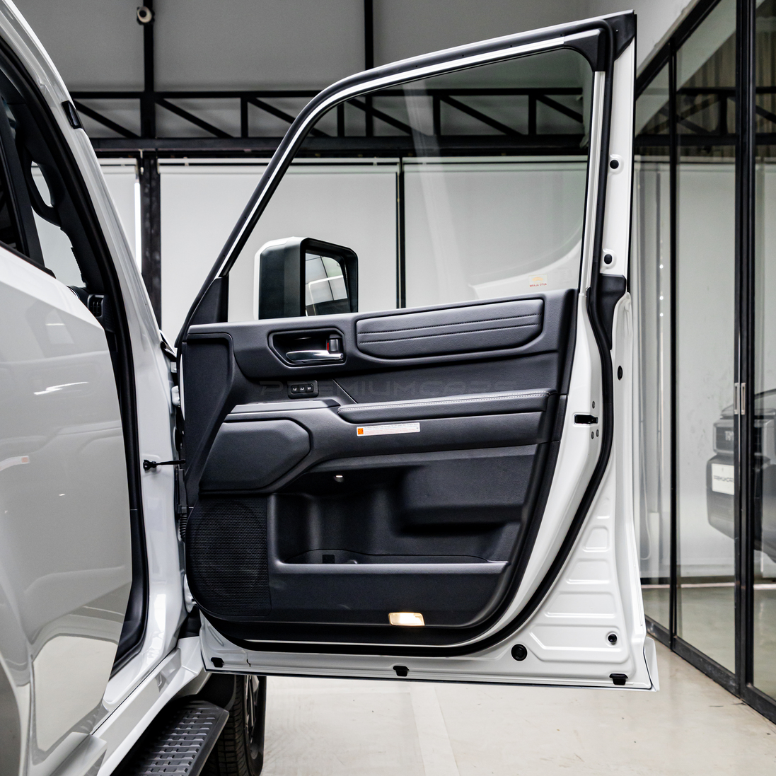 Toyota Land Cruiser Prado 2.8L Diesel Kakadu