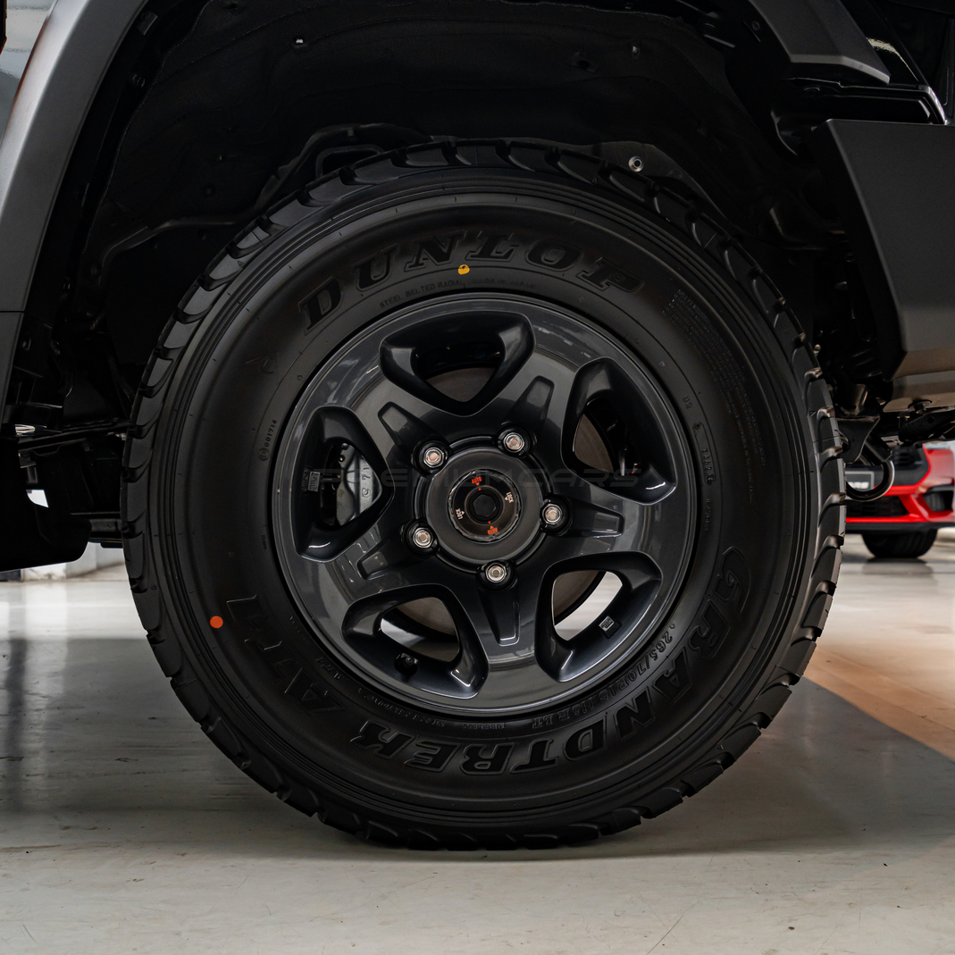 Toyota Land Cruiser 70 Wagon GXL 2.8L AT Diesel CBU